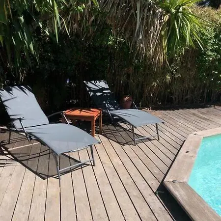 Charme Bord De بيت للعطل لو براديت